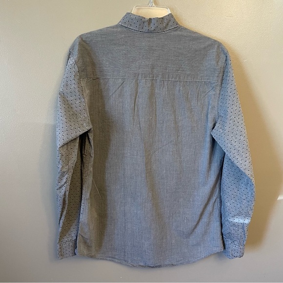 Marc Ecko Cut & Sew gray dots Button Down Shirt size Medium 100% Cotton - Picture 2 of 11